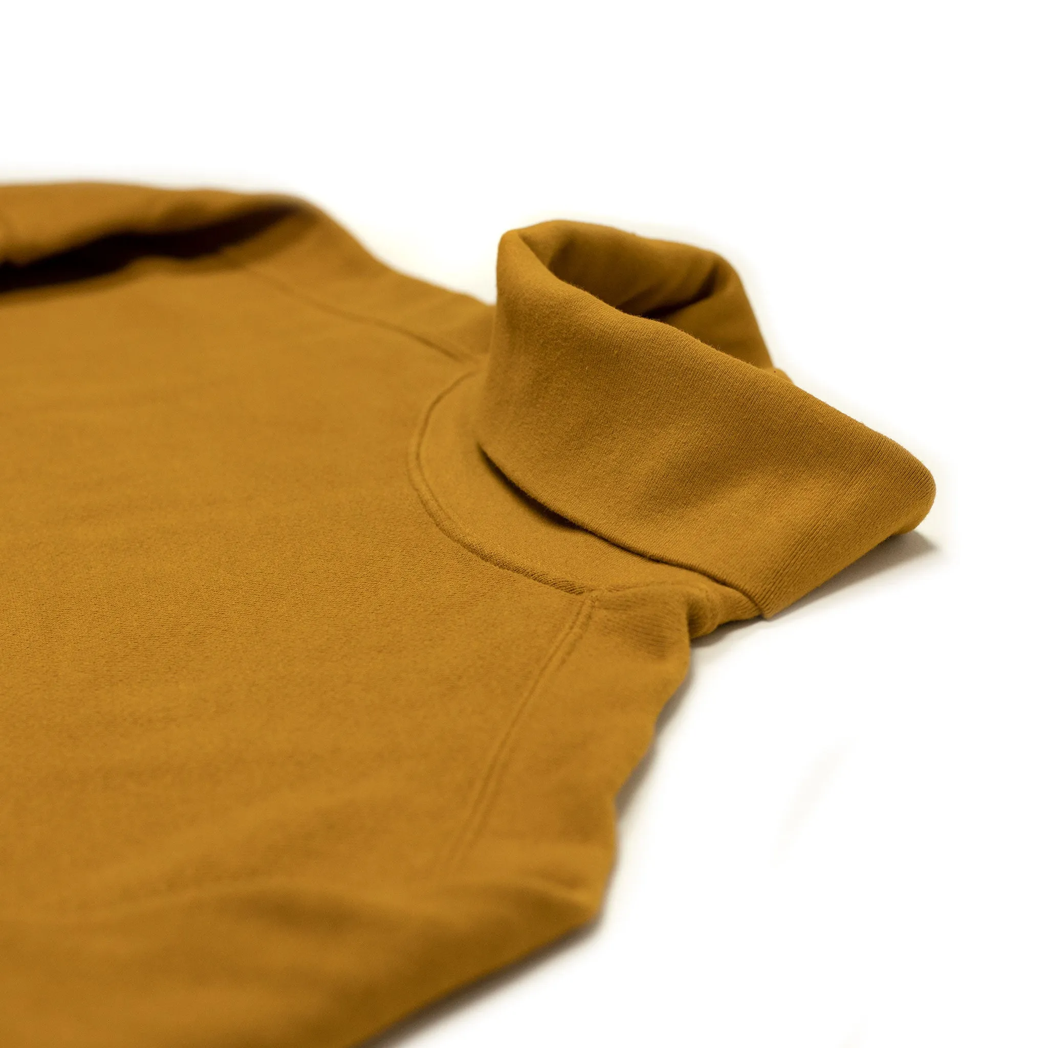 Turtleneck sweatshirt in mustard cotton fleece