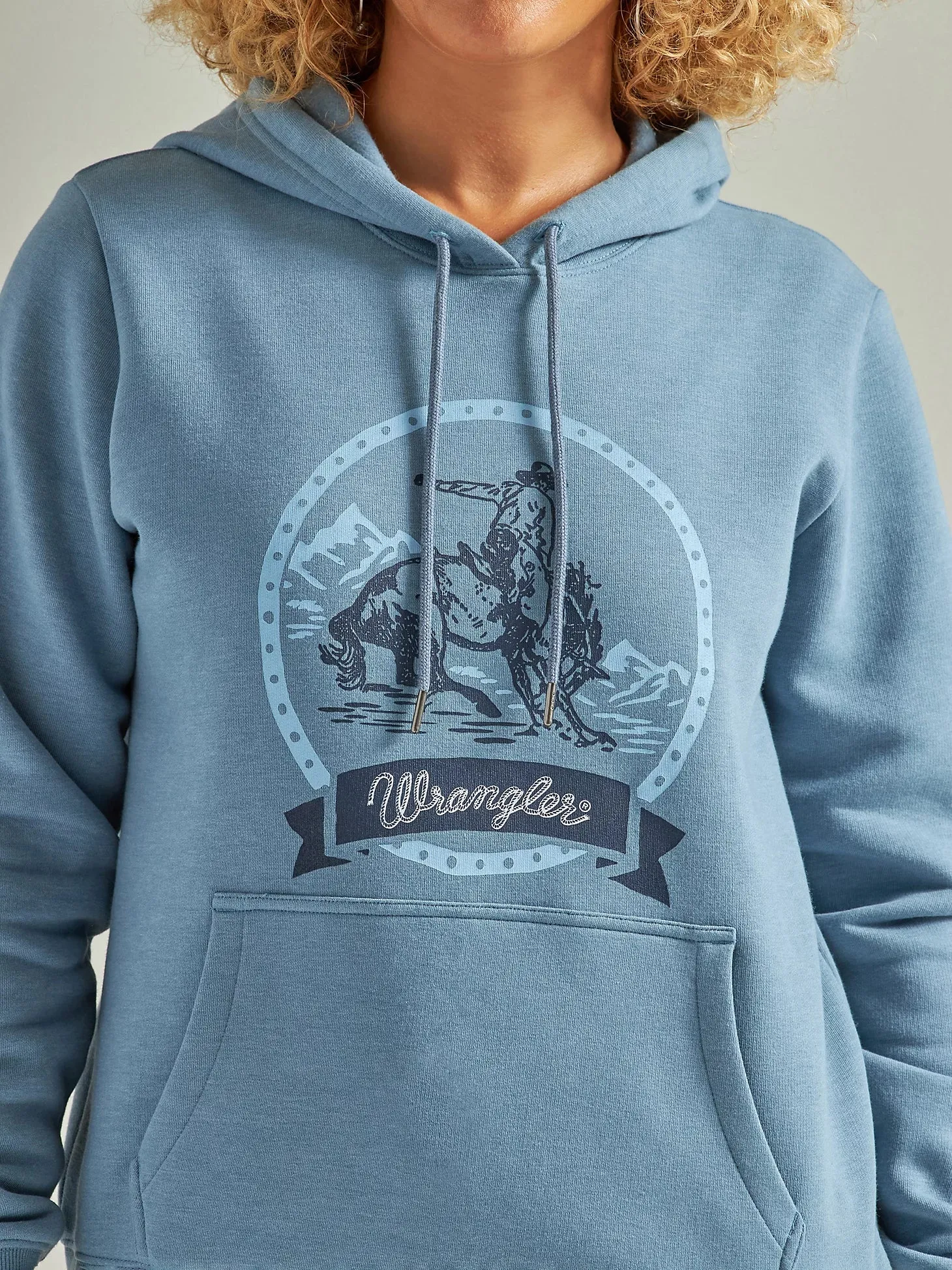 Women's Wrangler Buckin Cowboy Hoodie In Med Blue